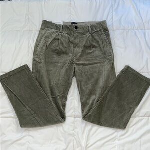 H&M Men's Green Corduroy Pants